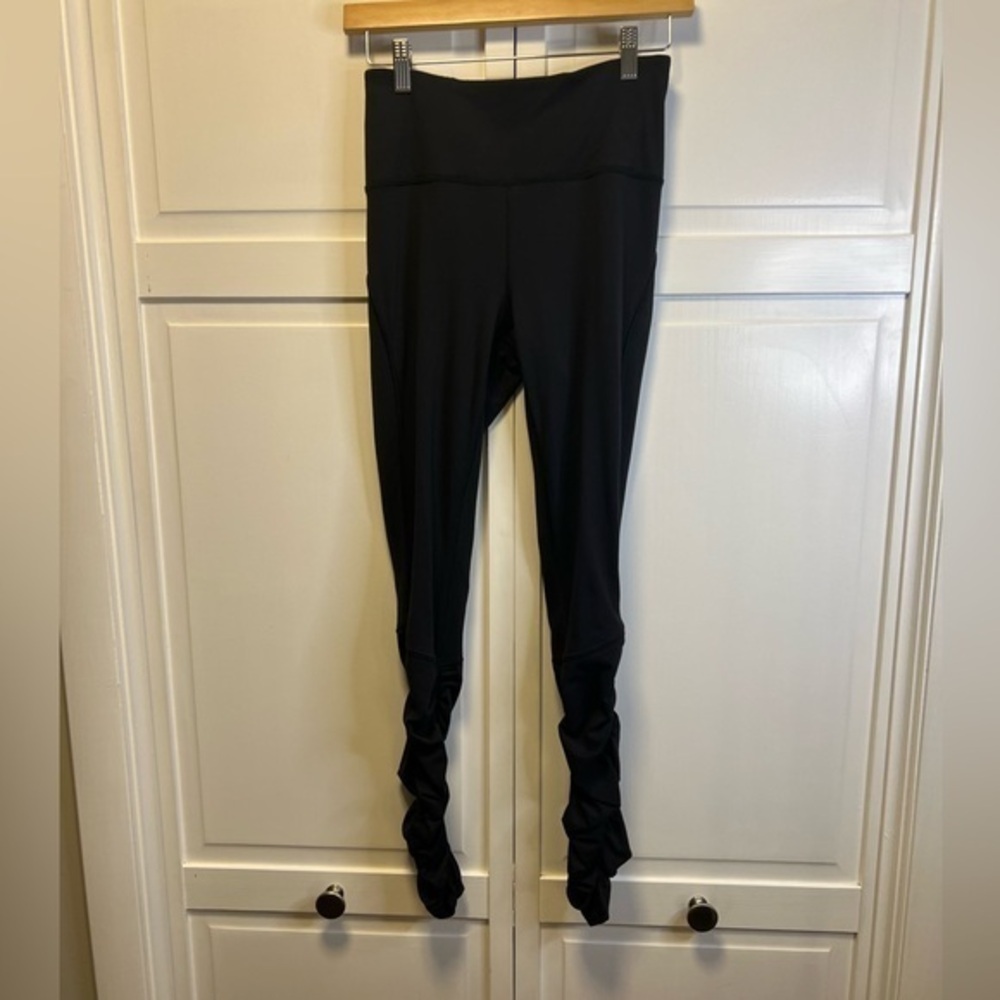 Lululemon Ready To Rulu Tight Size Women’s 6 Color Black